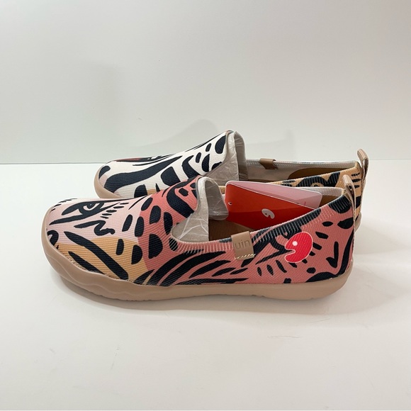 Size 9 NWT UIN Slip On Shoes Comfortable Loafers Leopard's eyes brown knitted - Picture 5 of 9